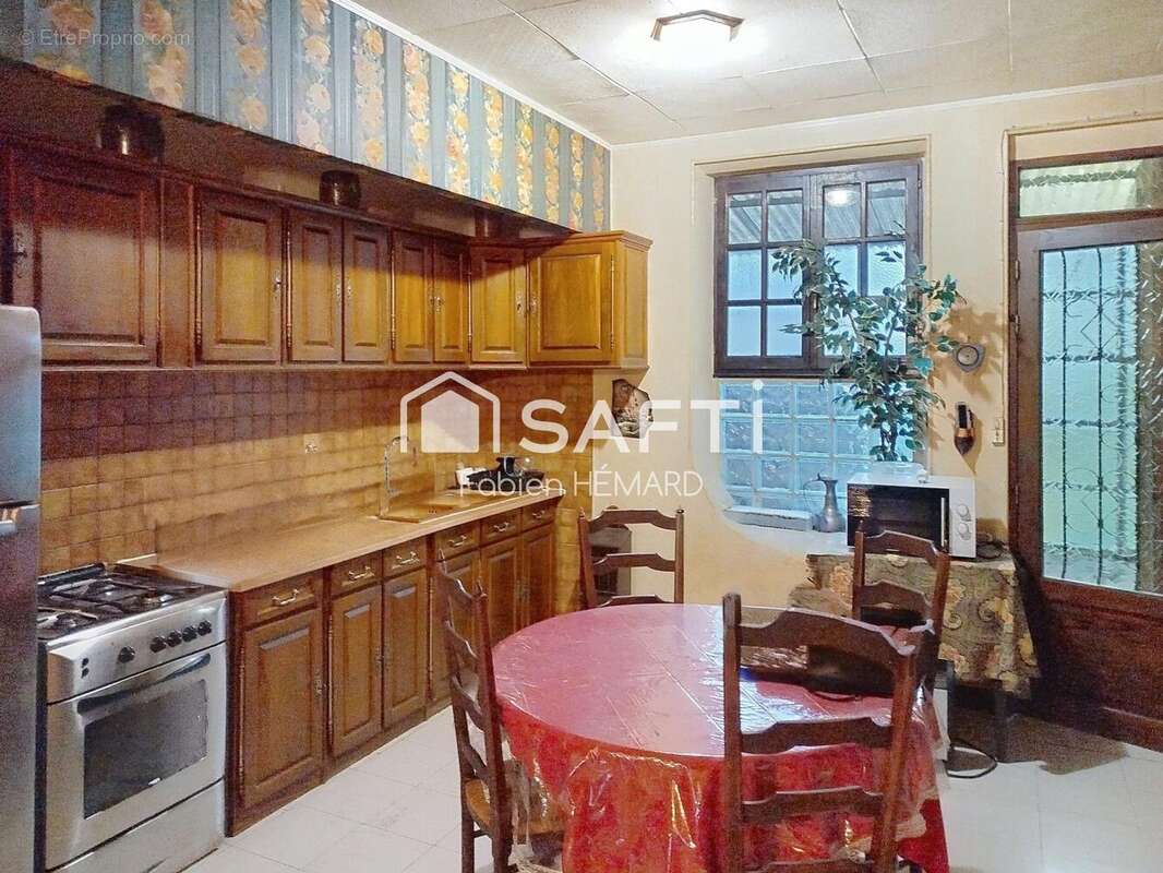 Photo 2 - Maison à ROMILLY-SUR-SEINE