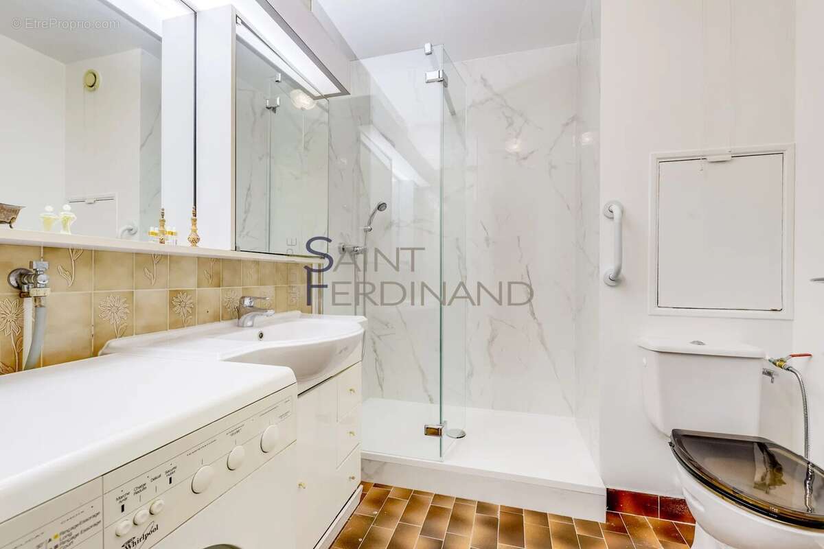 Appartement à PARIS-12E