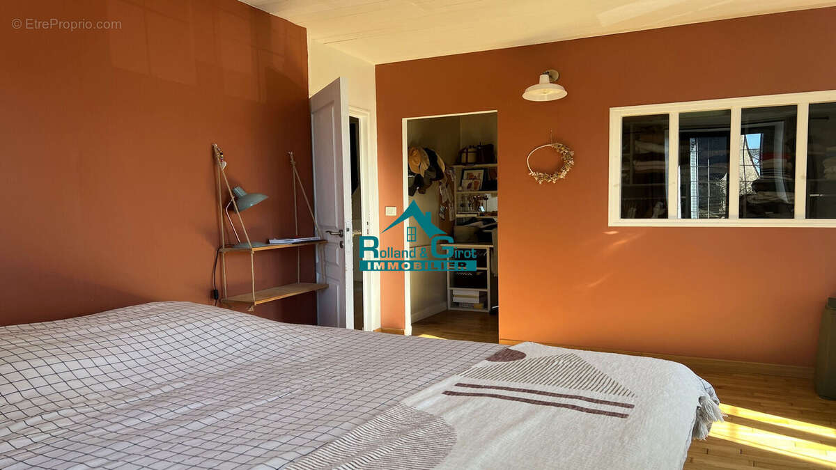 Maison à SAINT-MEDARD-SUR-ILLE