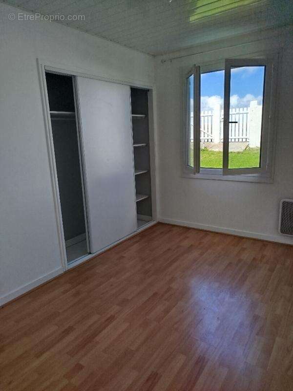 Maison à SAINT-NAZAIRE-SUR-CHARENTE