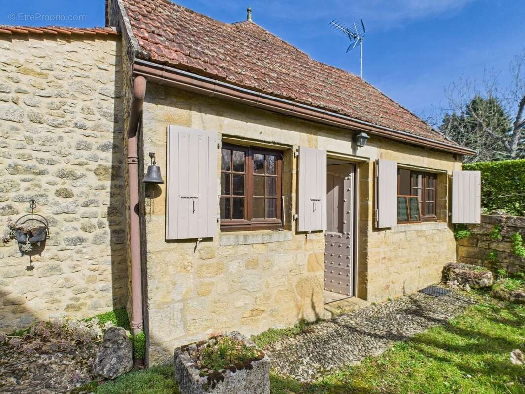 Maison à GOURDON