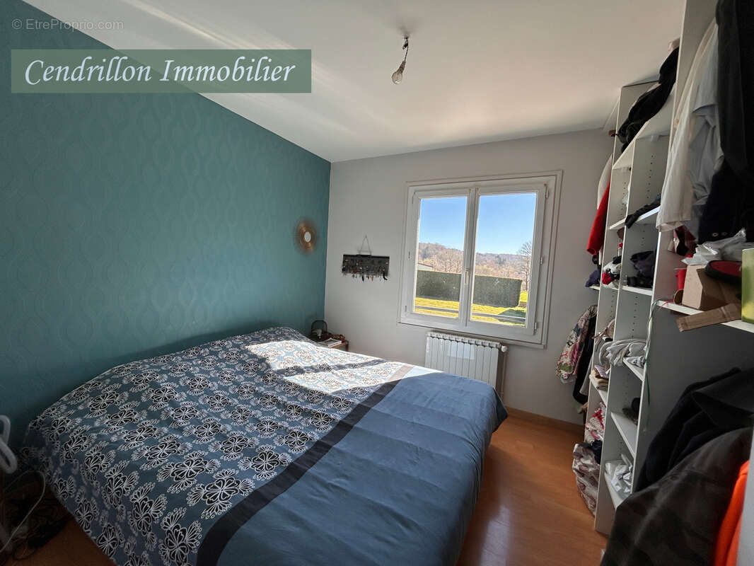 EXCLUSIVITÉ   Maison familiale  (115 m2) avec jardin clos et sous-sol complet à Sardent - photo 13