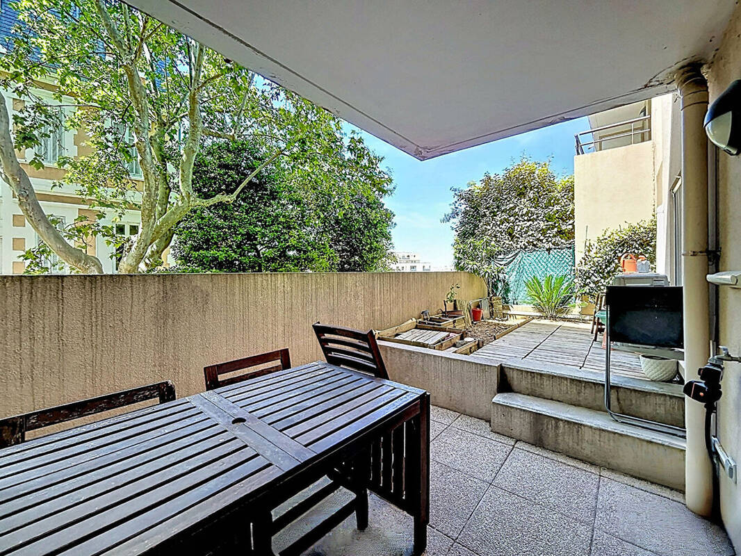 Appartement à MARSEILLE-4E