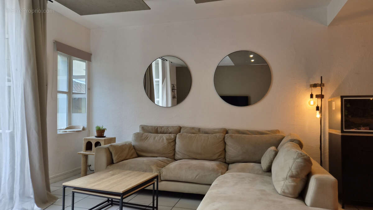 Appartement  à vendre T3 de 85 m2   Ascenseur, centre-ville et caves à Romans-sur-Isère - photo 5