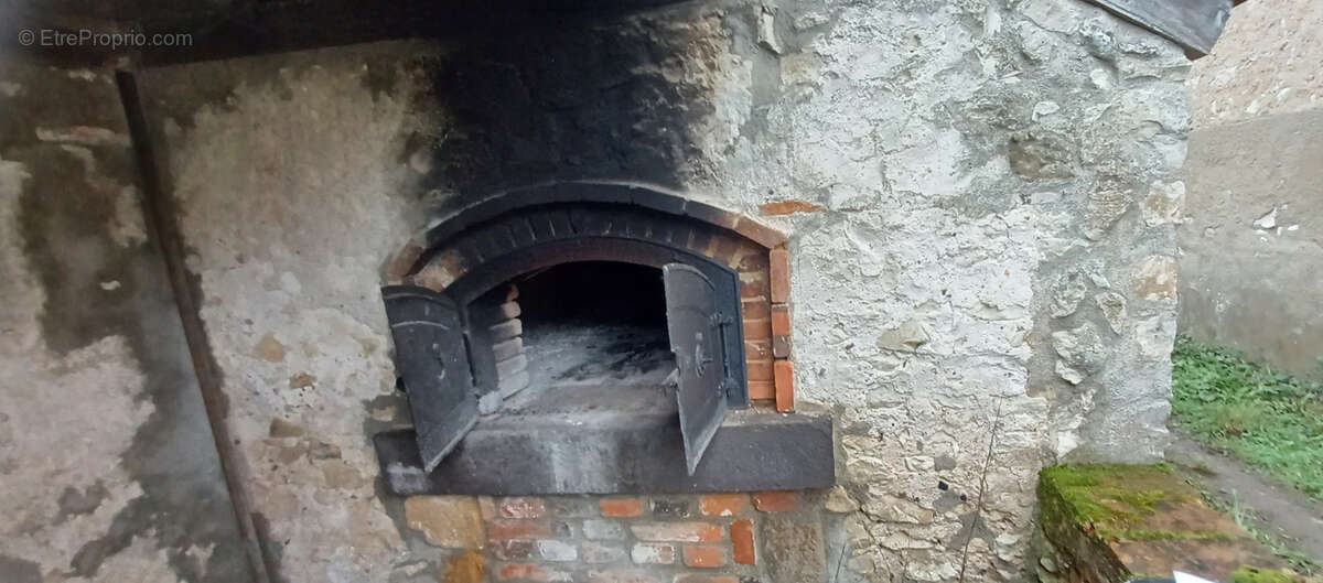 Maison à SAINT-MENOUX