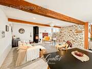 Maison à COURNANEL