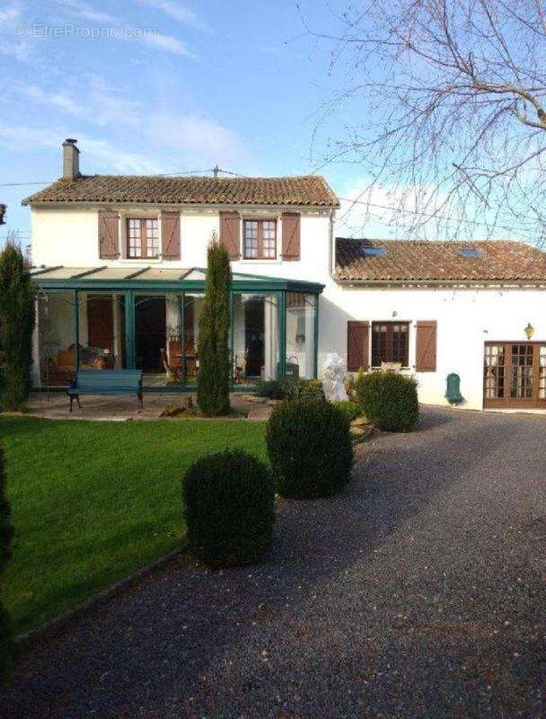 Maison à SAUZE-VAUSSAIS