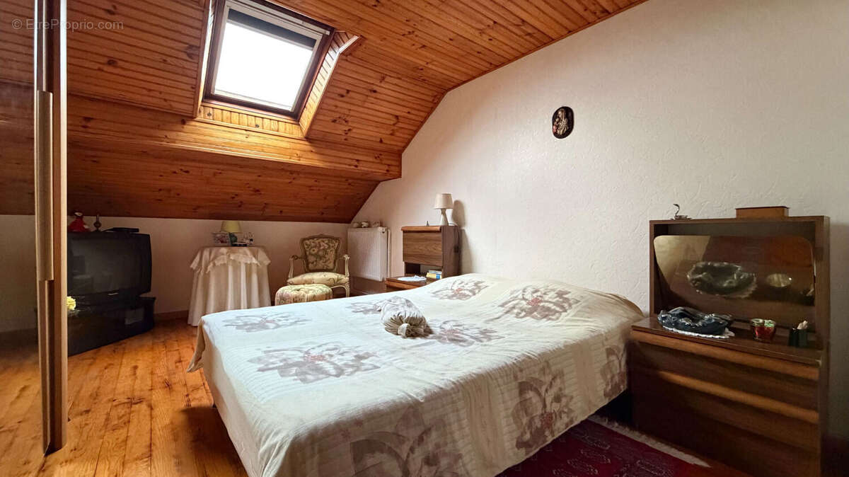 Maison à SAINTRY-SUR-SEINE