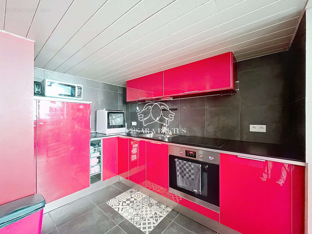 Appartement à LYON-9E