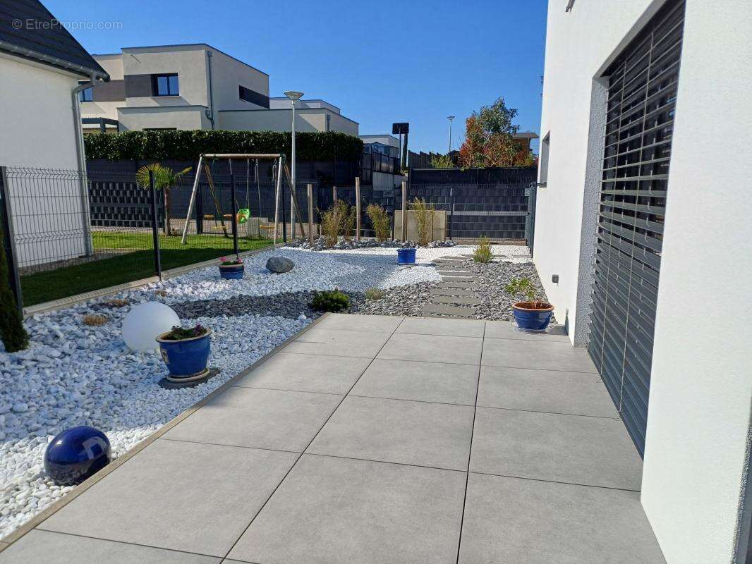 Maison à FROENINGEN