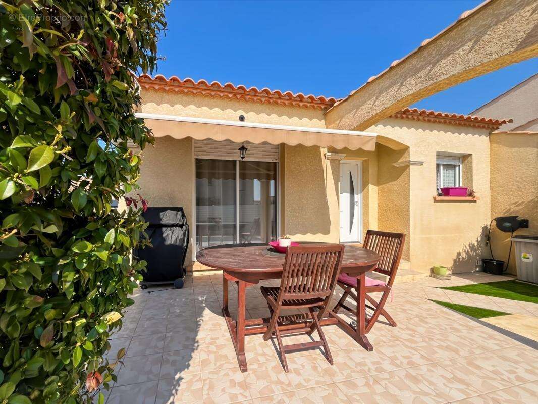 Maison à POMEROLS