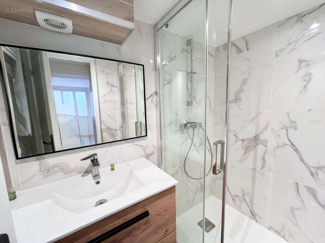 EXCLUSIVITE - Studio rénové - photo 3