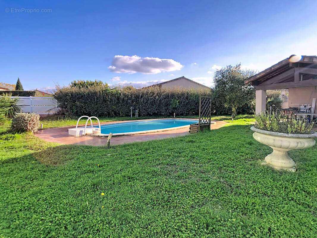 Maison à SAINT-JORY