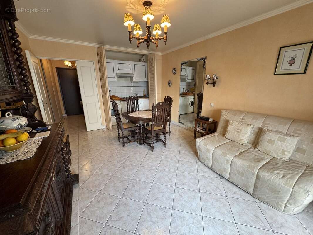 Appartement à PARIS-12E