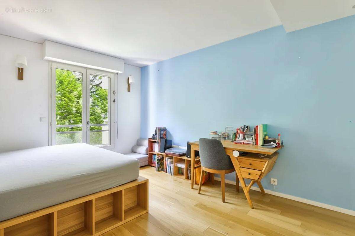 Appartement de 5 pièces de 94 m² à Paris - photo 9