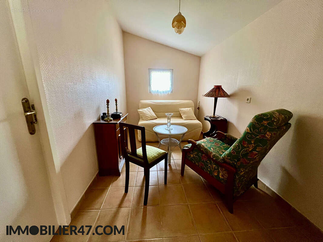 Maison à SAINTE-LIVRADE-SUR-LOT