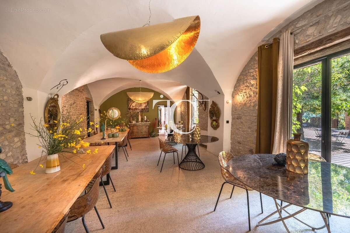 Maison à FLAUX