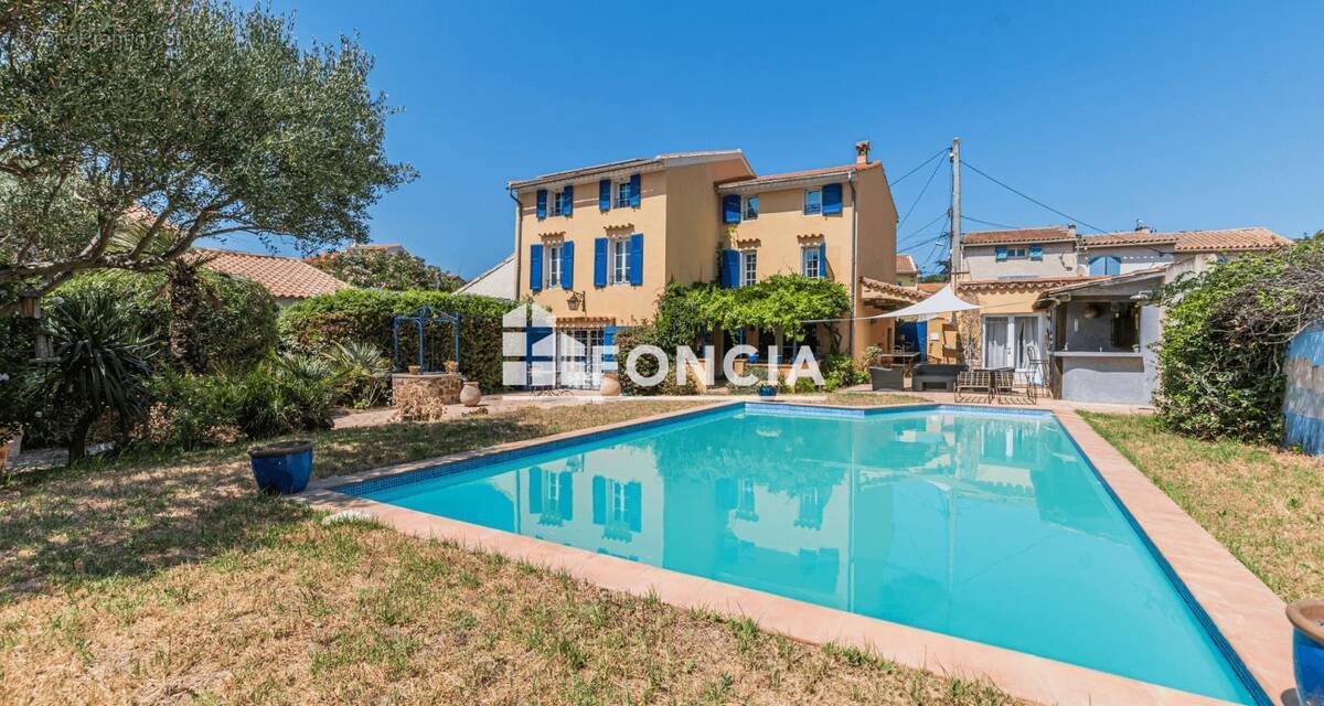 Maison à SIX-FOURS-LES-PLAGES