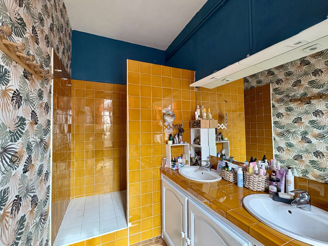 Appartement à CARCASSONNE