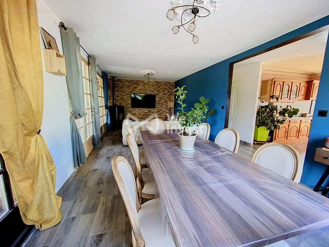 Maison 226 m² à Le Lude  - photo 6