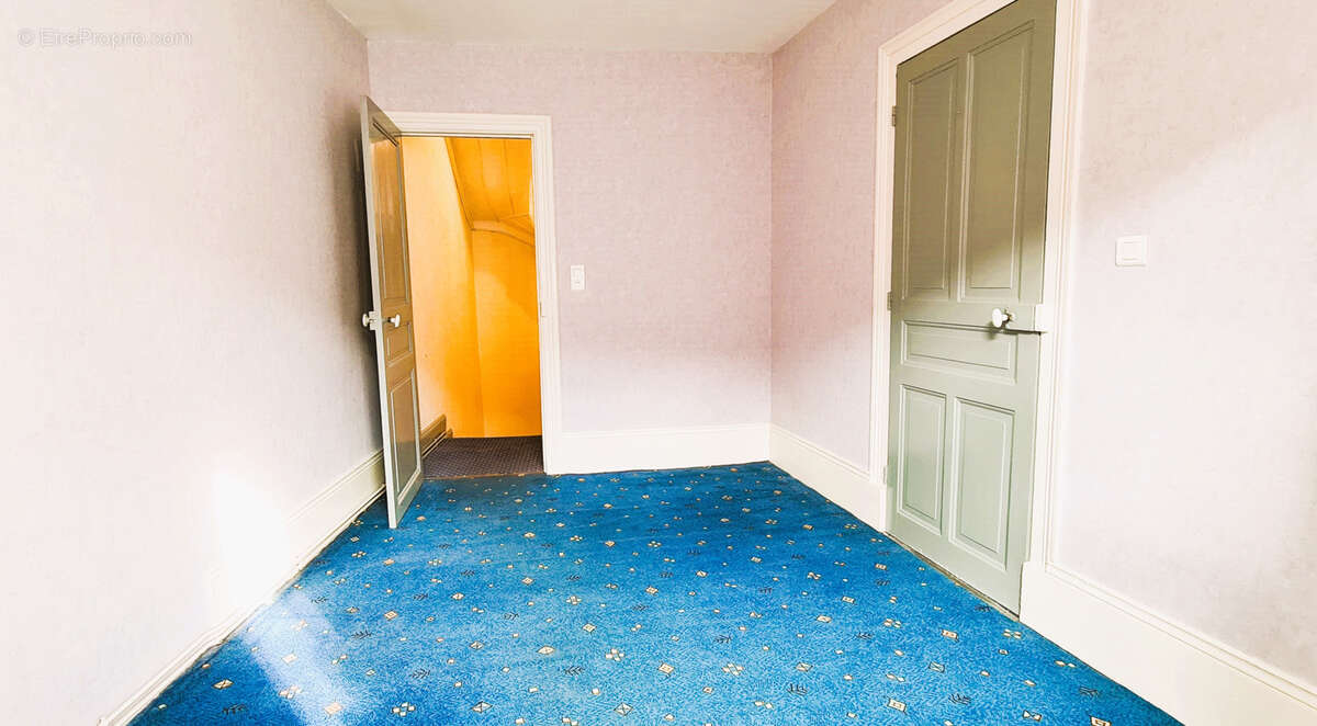 Maison à CLERMONT-FERRAND