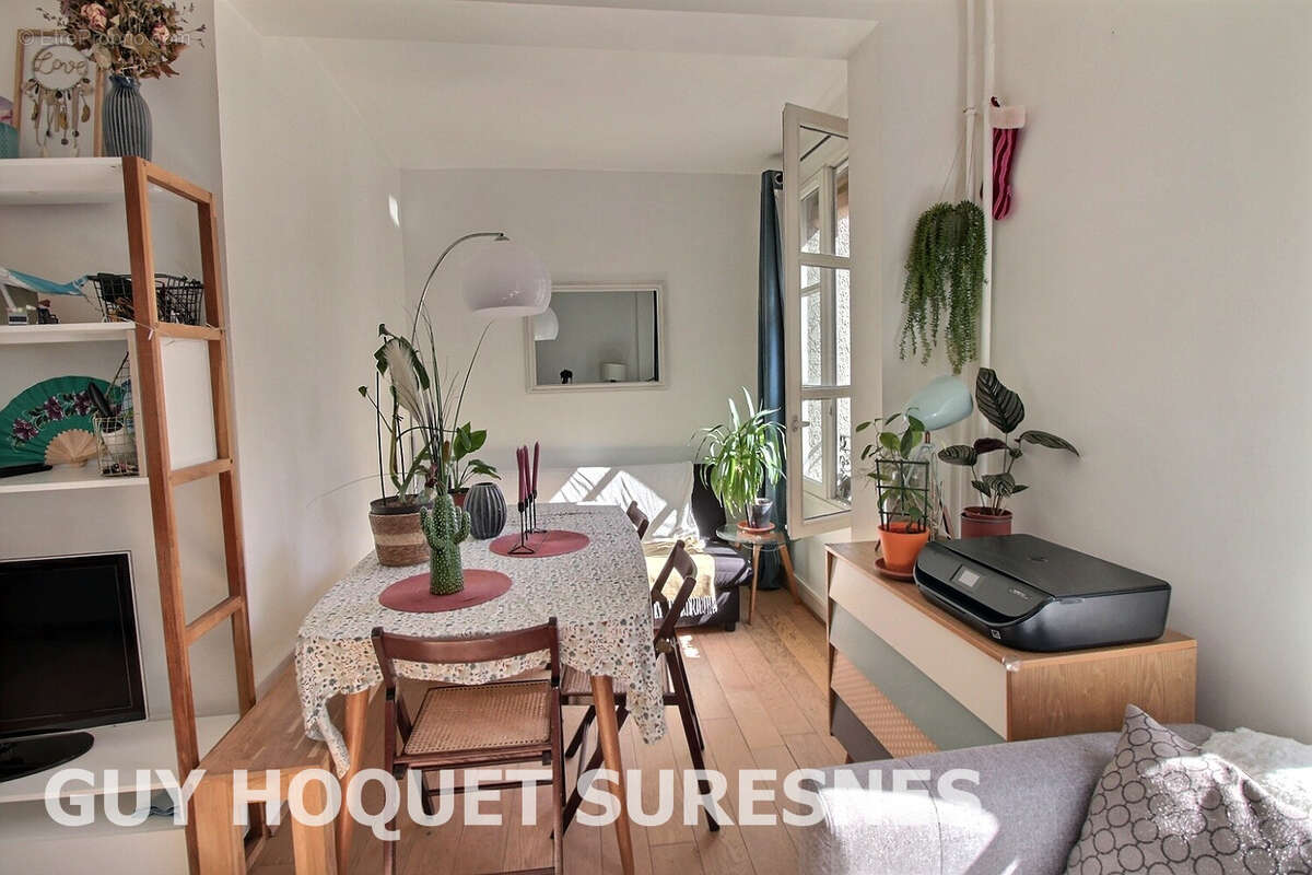 Appartement à SURESNES