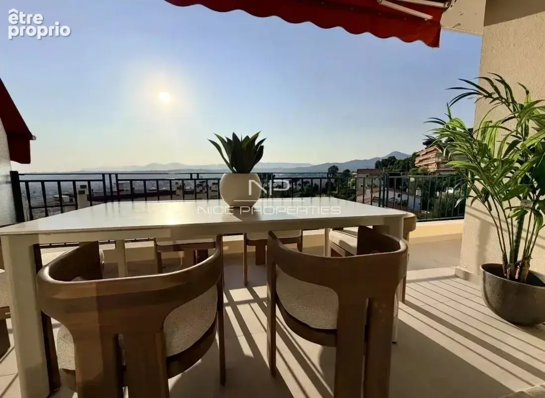 Mont Boron, Superbe appartement 3 pièces avec vue mer à Nice - photo 2