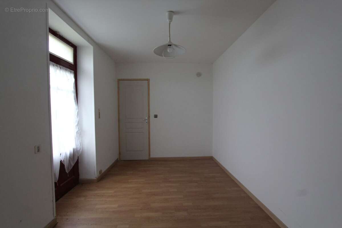 Maison à SAINT-MICHEL-EN-L'HERM