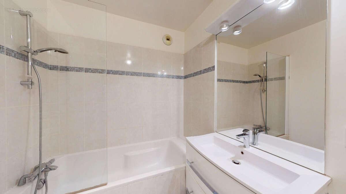 Appartement à SAINT-OUEN