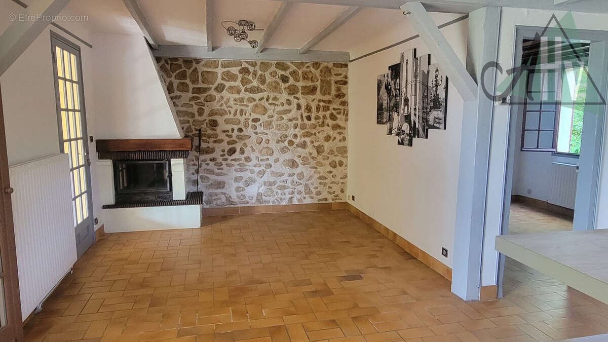 Ensemble immobilier secteur Donnemarie-Dontilly - photo 11