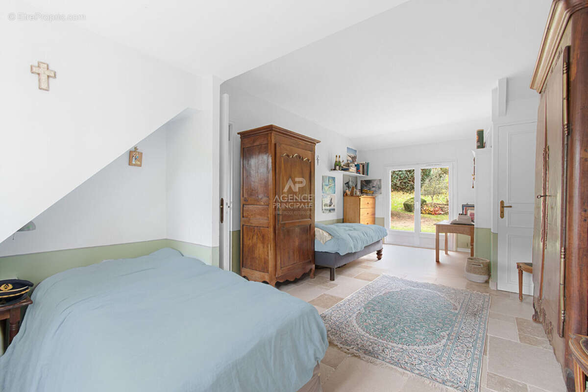 Maison à MAREIL-MARLY