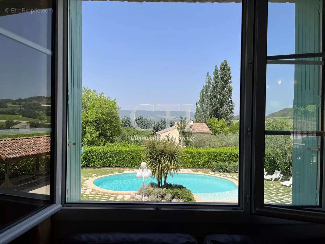 Maison à VAISON-LA-ROMAINE