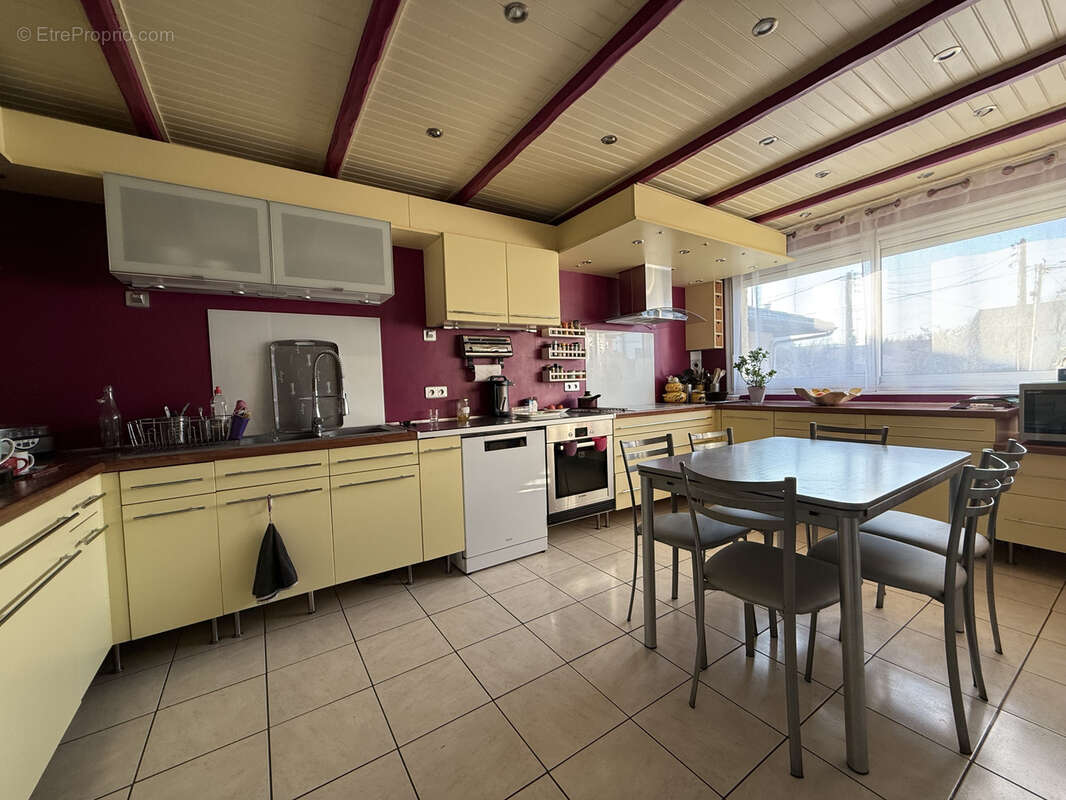 Maison à LE BLANC-MESNIL