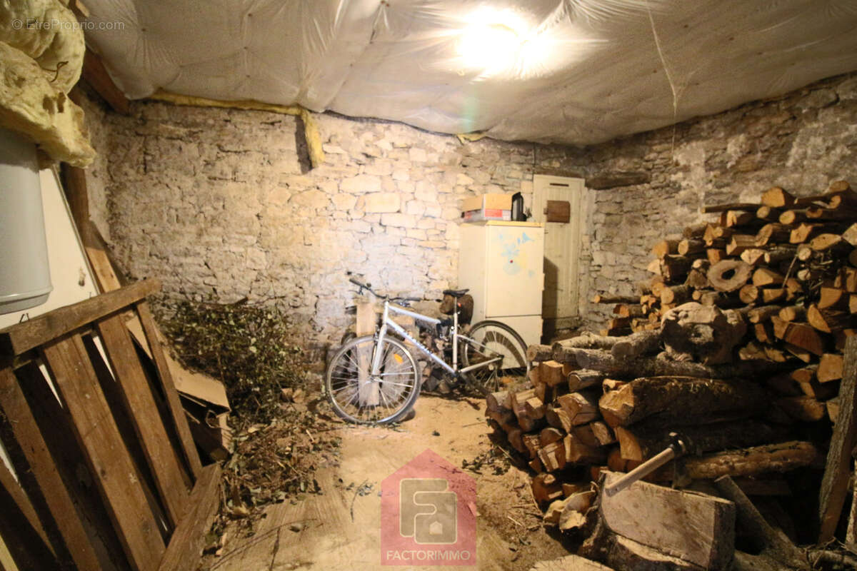 Rare!! En exclusivité   Au cœur de Puy-l'Évêque - photo 26