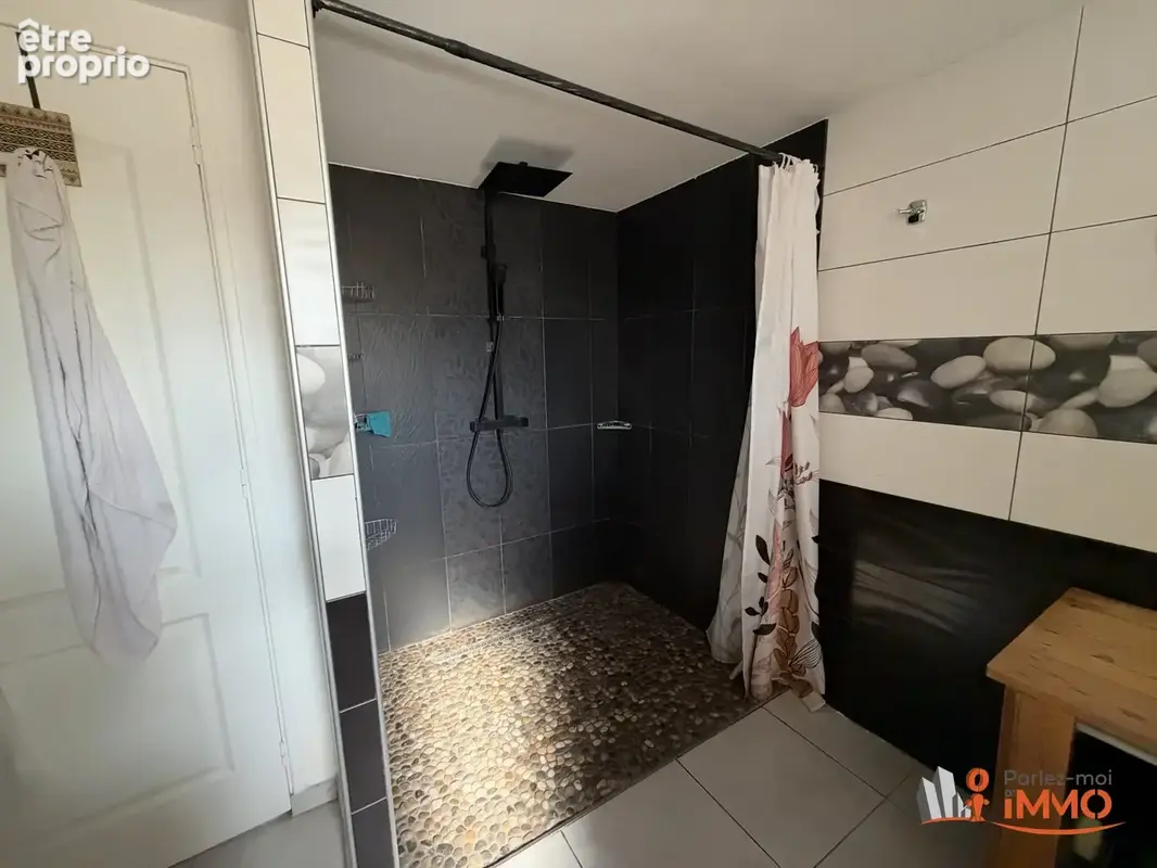 Maison 5 pièces 96 m² à vendre à Montbrison (42600) - photo 5