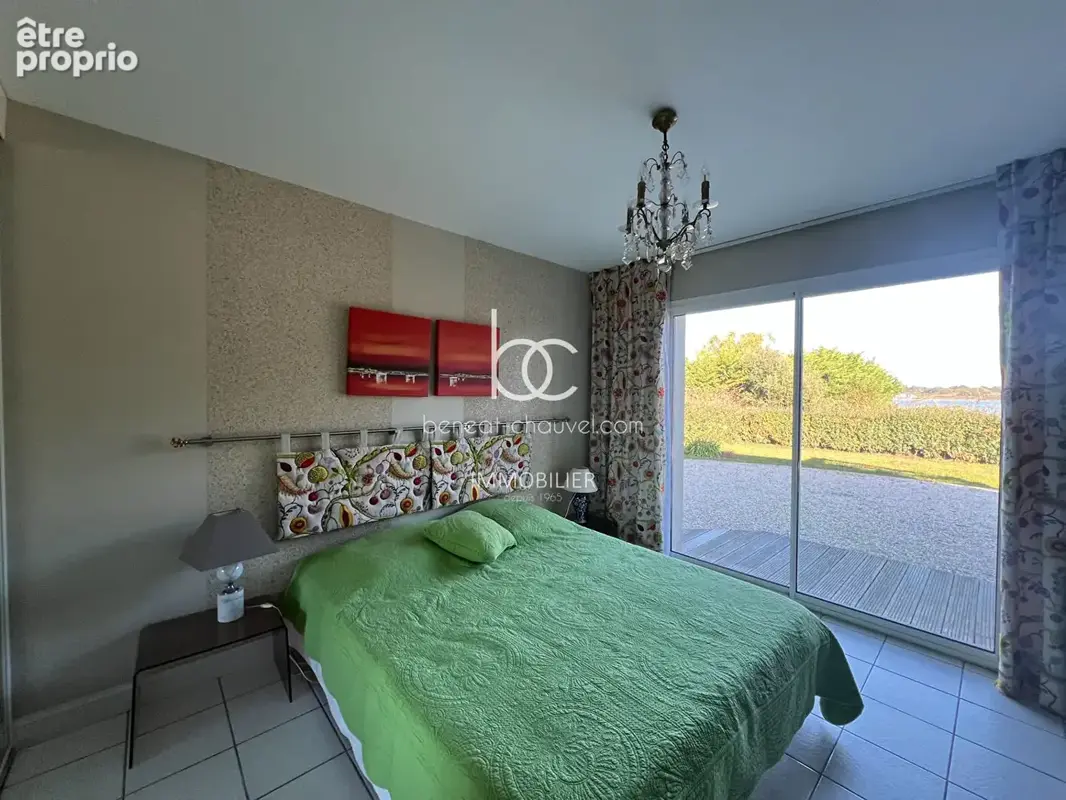 Propriété 5 chambres - vue mer - piscine - golfe sarzeau (56) - photo 5