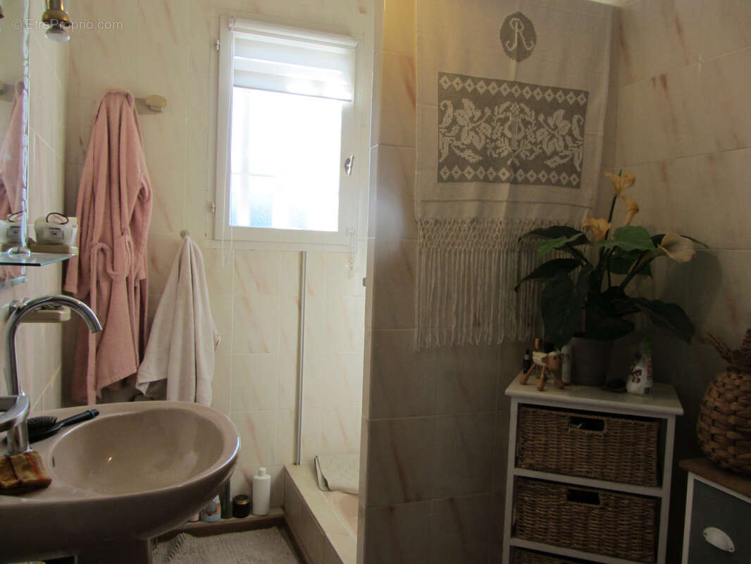 Maison à ROQUEBRUNE-SUR-ARGENS