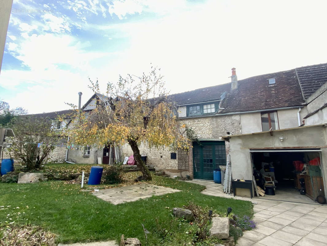 Maison à SEIGNELAY