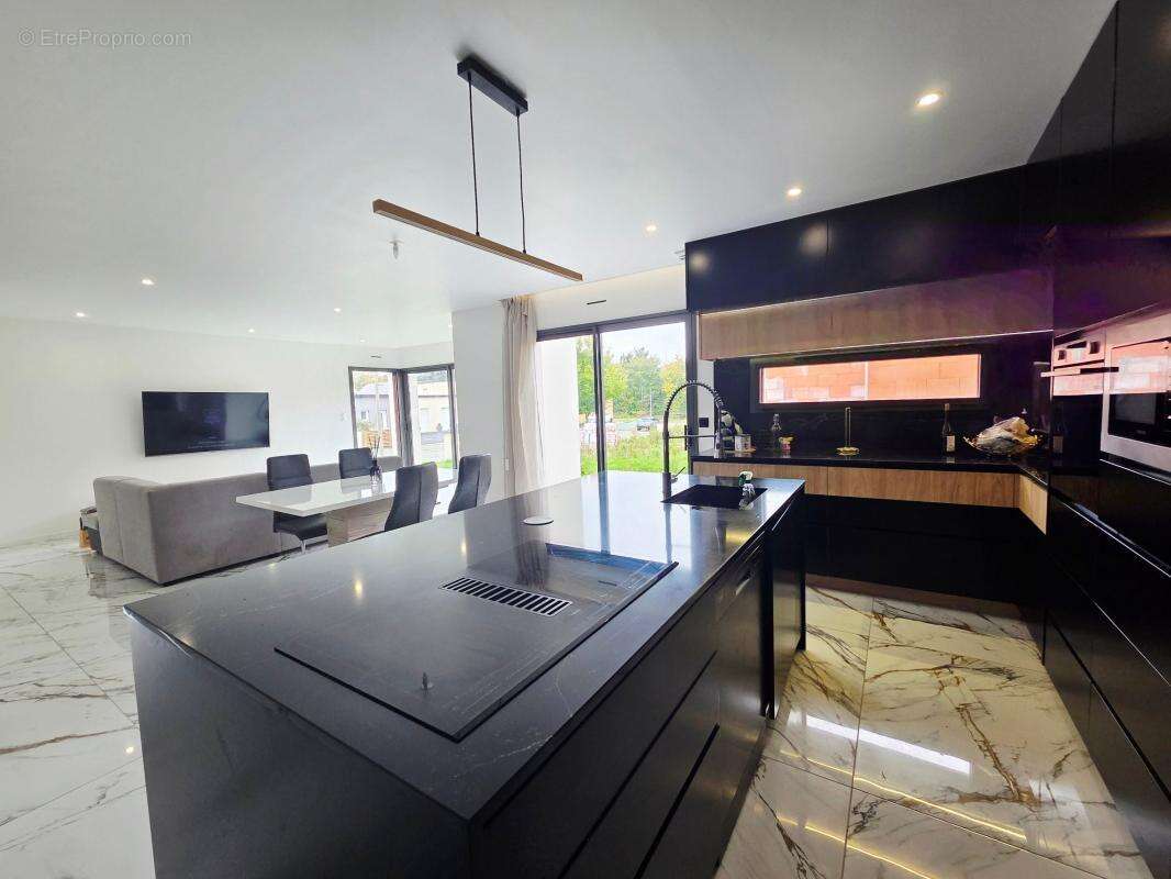 Maison à LANDIVISIAU