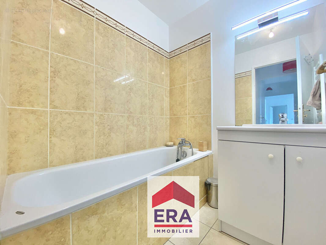 Appartement à SARTROUVILLE