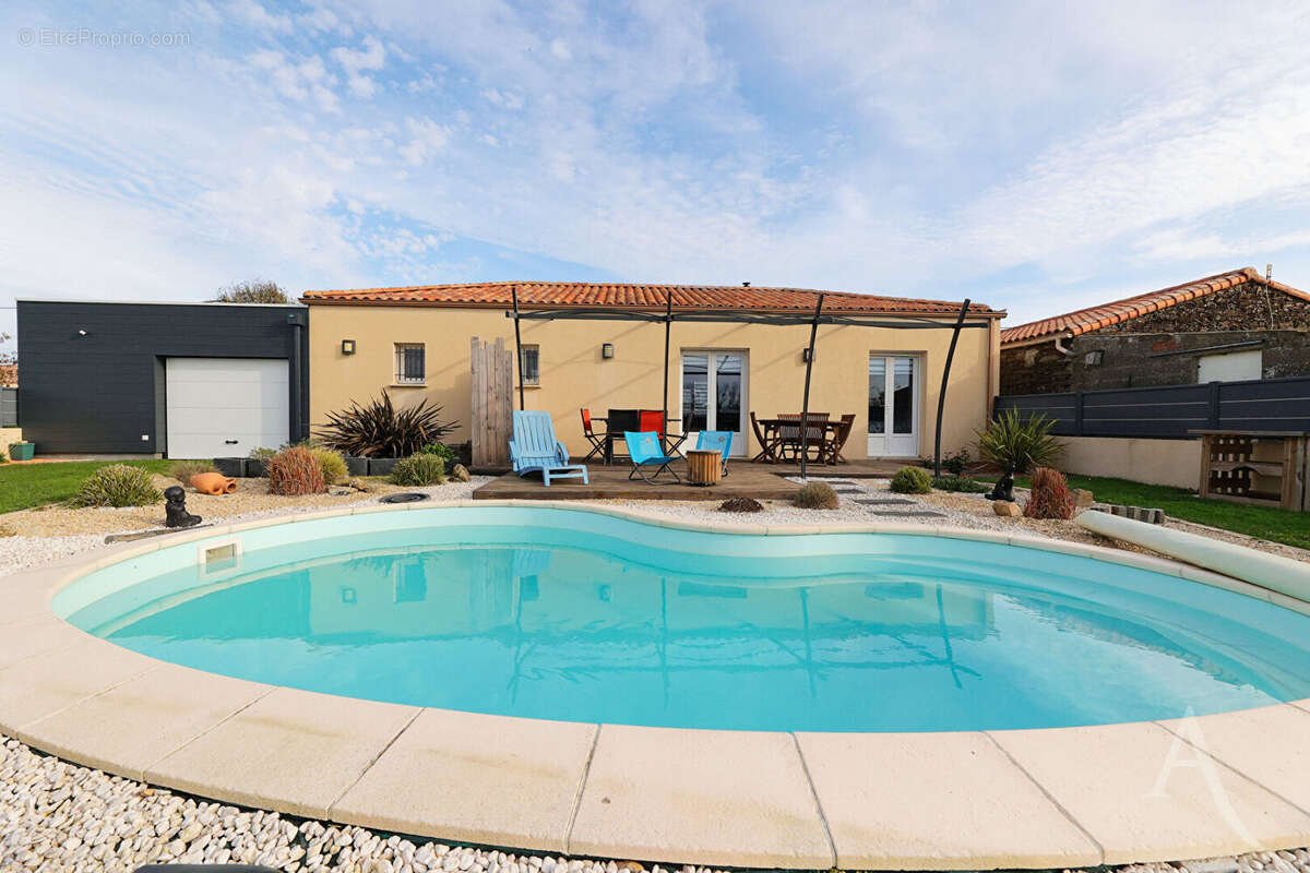 Maison à CHAVAGNES-EN-PAILLERS