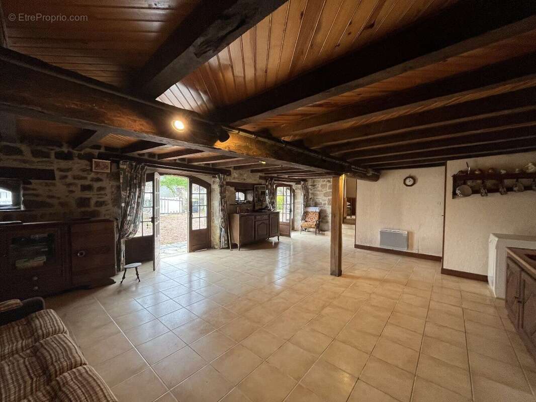 Corps de ferme avec souillière - EXCLUSIVITÉ - photo 9
