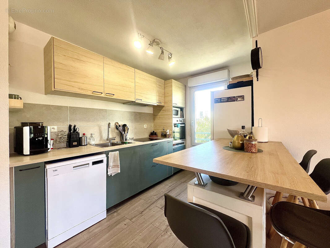 Appartement à MARSEILLE-13E