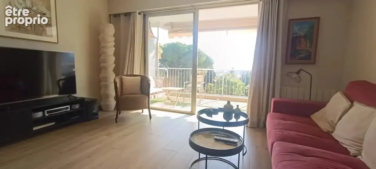 Le cannet à vendre – f2 de 57 m² avec vue mer, terrasse plein sud, piscine et garage - photo 6