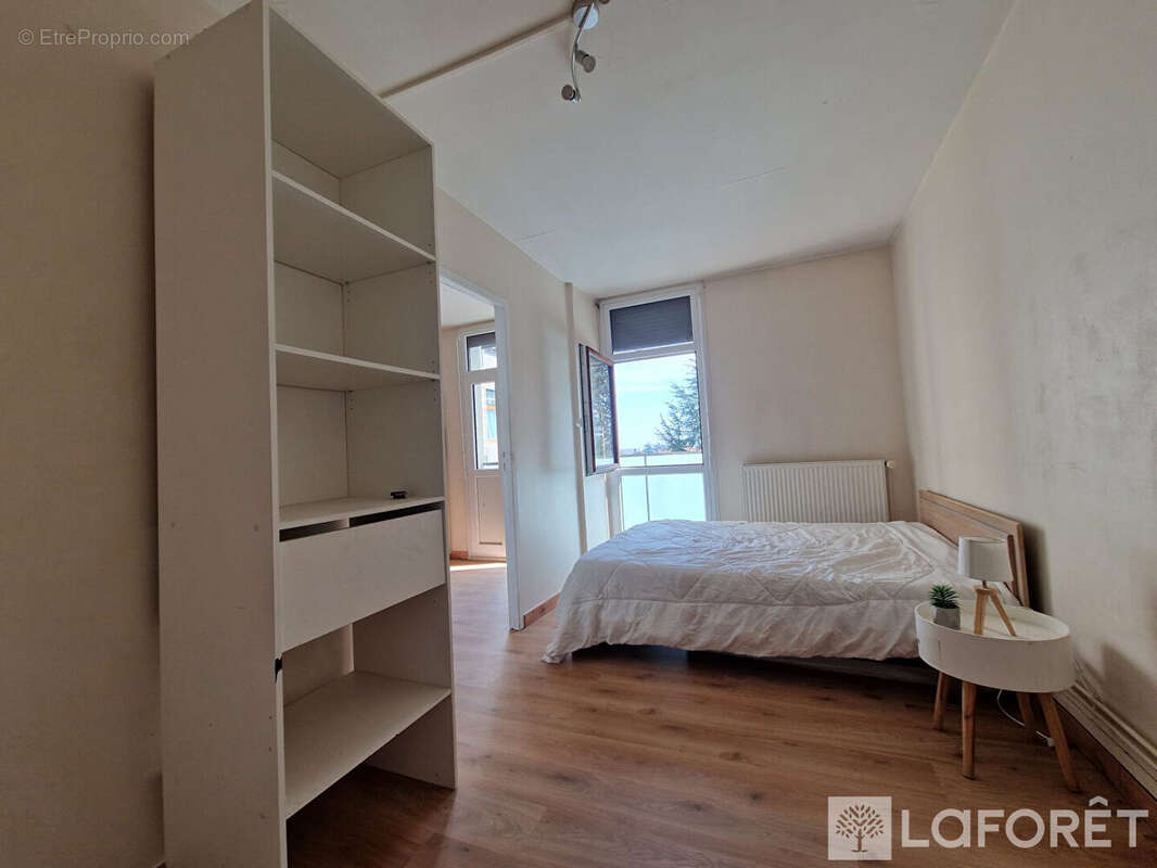 Appartement à OULLINS
