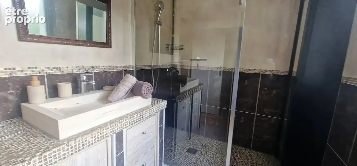 T2  lumineux de 48m² avec parking - menton - photo 4