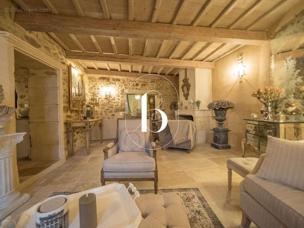 Maison à UZES