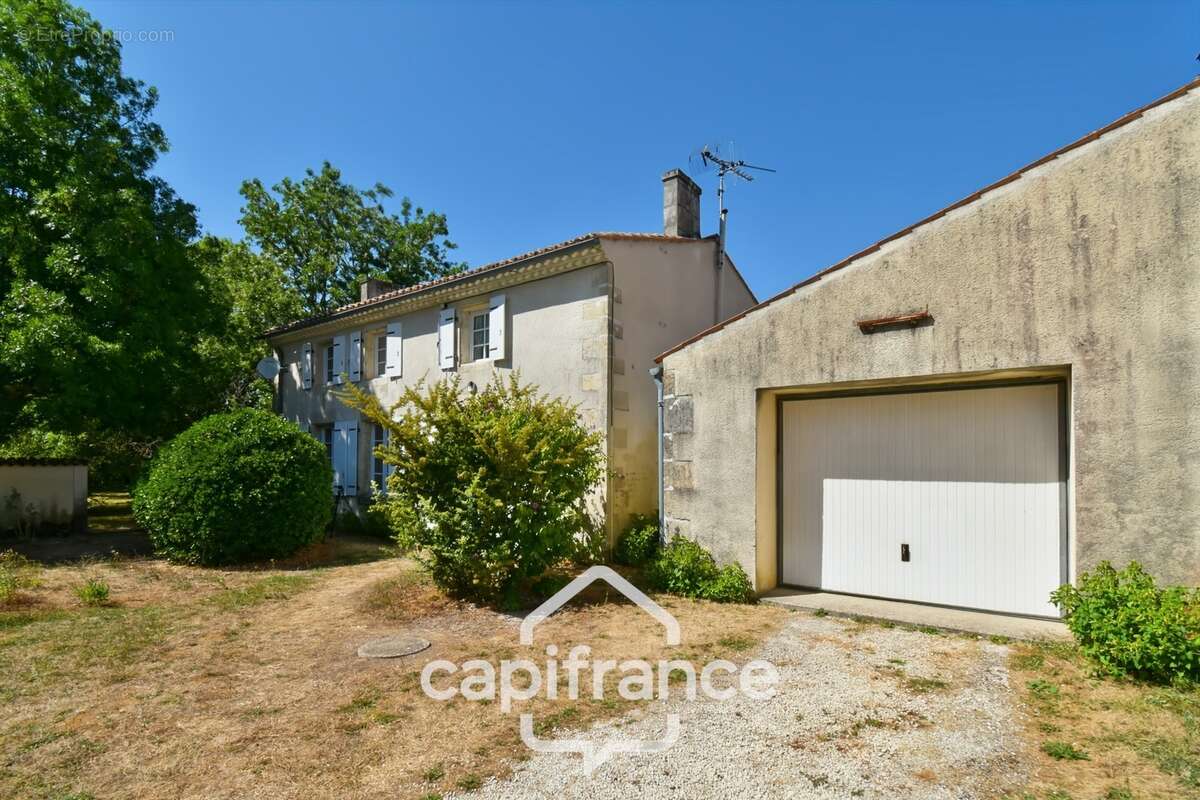 Maison à vendre 4 pièces PAILLE (17) sur 650 m² de jardin avec garage - photo 6