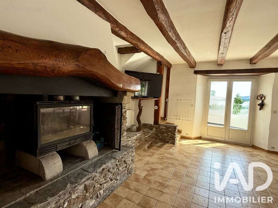 Maison 128 m² à Chambon  - photo 9