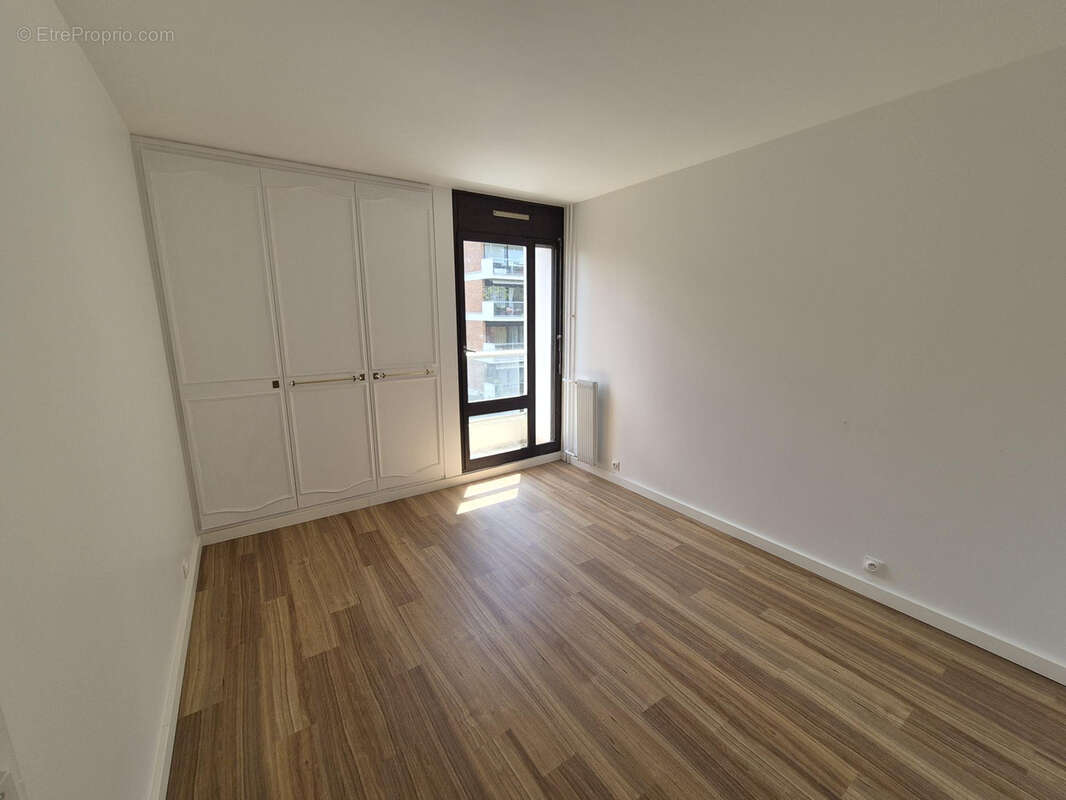 Appartement à JOUY-EN-JOSAS